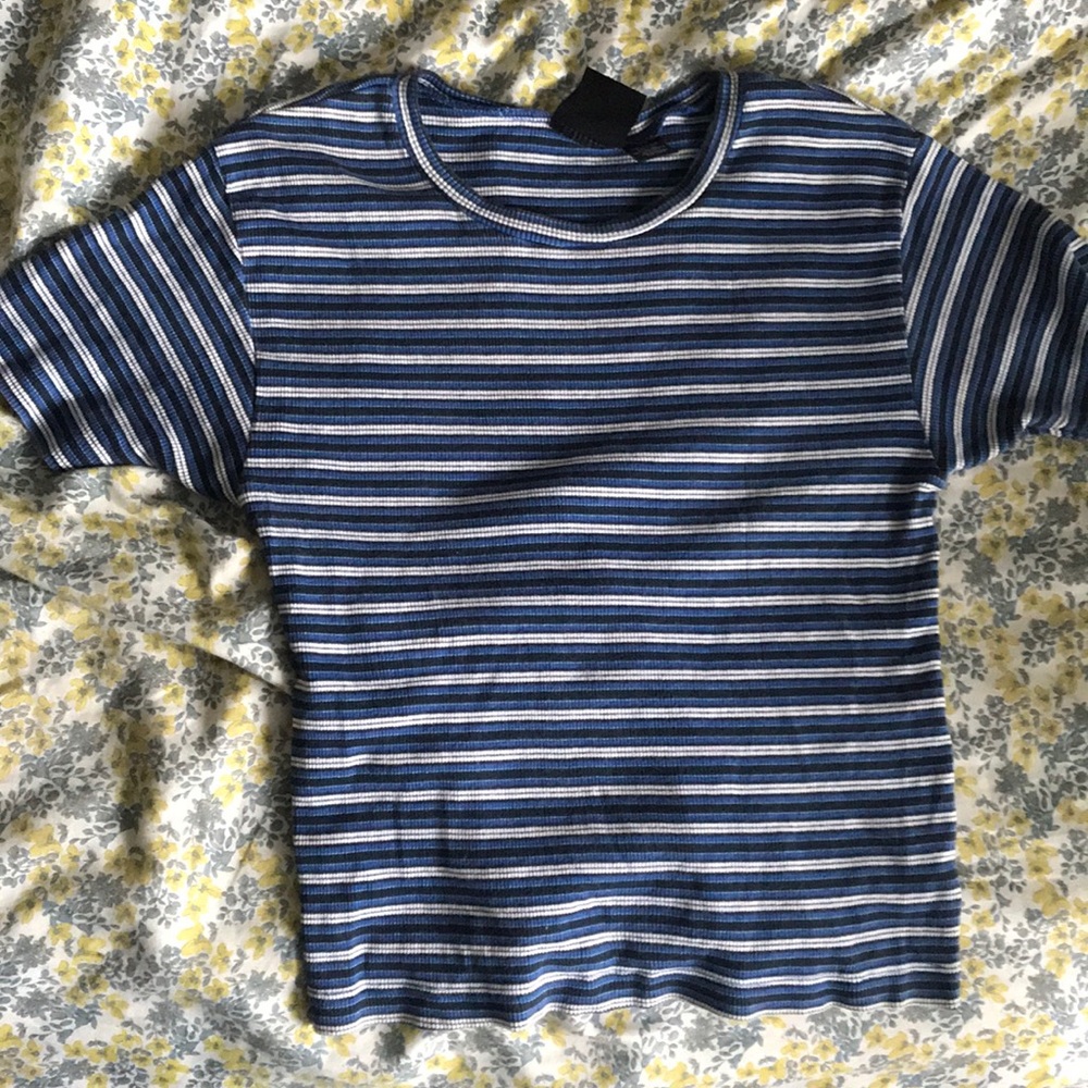 Vintage 90s blue striped tee